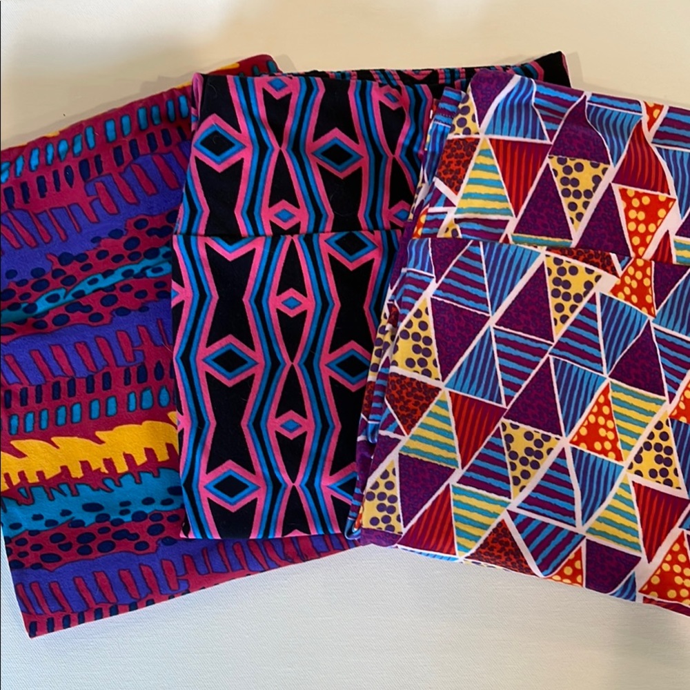LuLaRoe Women’s TC Wild, Colorful, & Geometric Patterned Leggings
